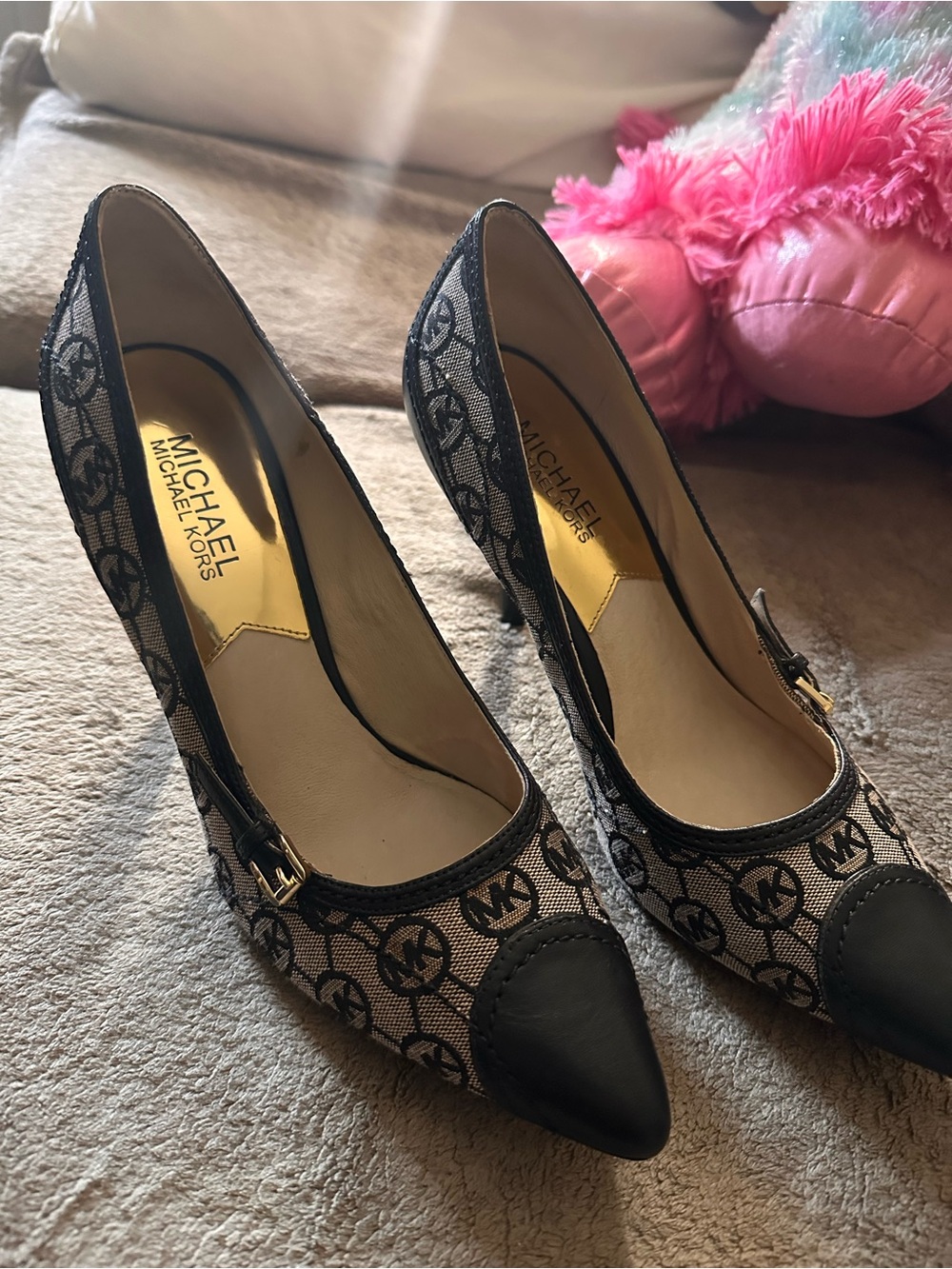 Michael Kors Black and Tan MK Logo Pointed-Toe Heels